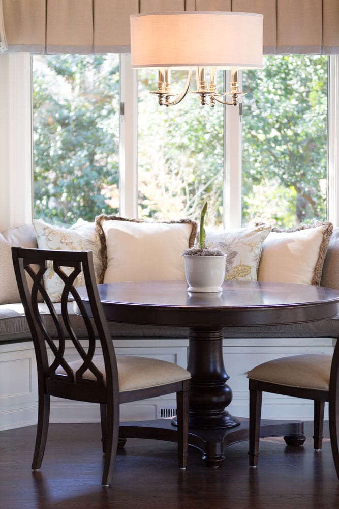 Sitting area interior design in Riverland Court, Atlanta