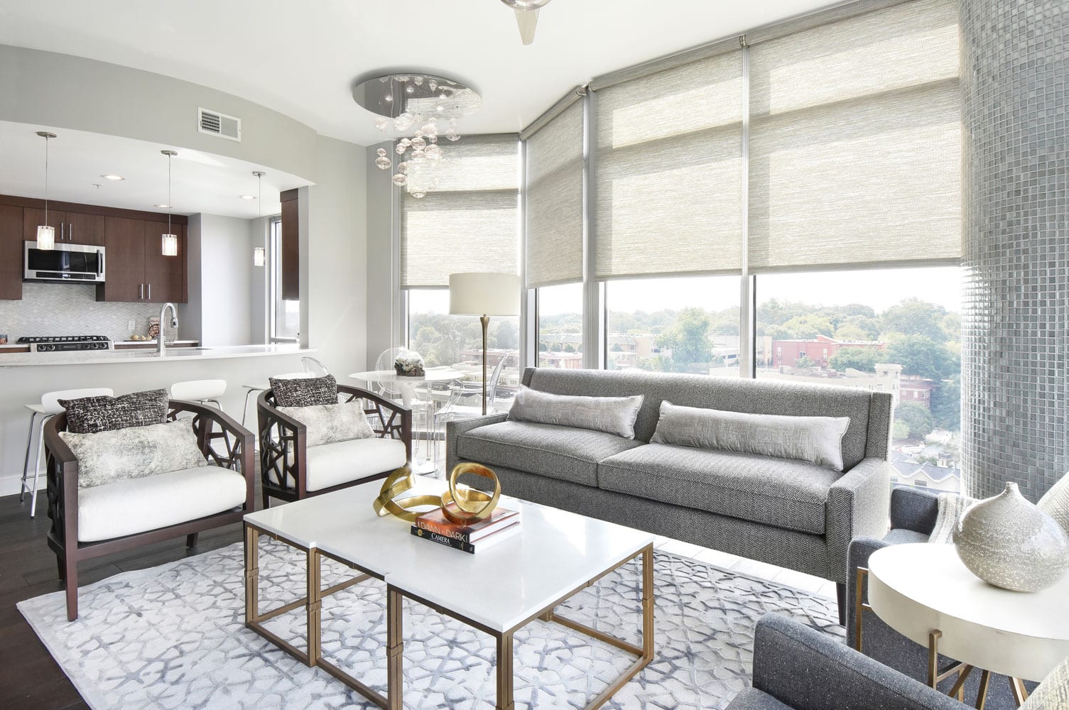 The Luxe family living room interior decoration in Atlanta