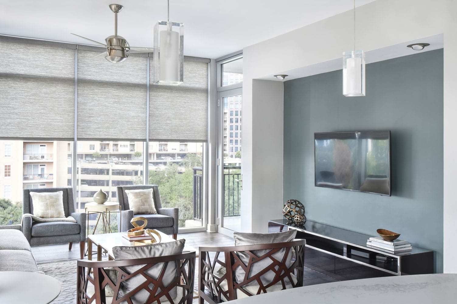 Atlanta the Luxe family living room TV hall interior design